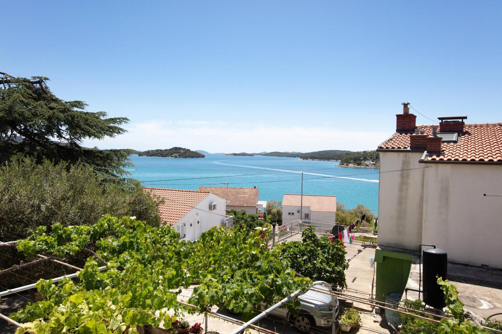 Apartments By The Sea Tisno, Murter - 812 Exterior foto
